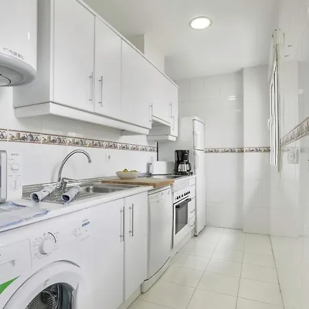 Apartamento Augusta 4b - Plusholidays * Κάλπε